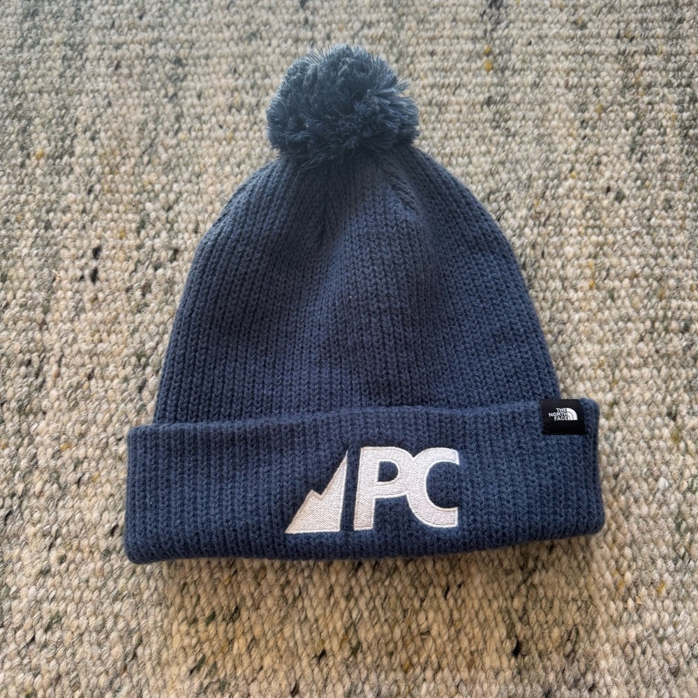 North Face Beanie with Pom Pom - Picture 4 of 9